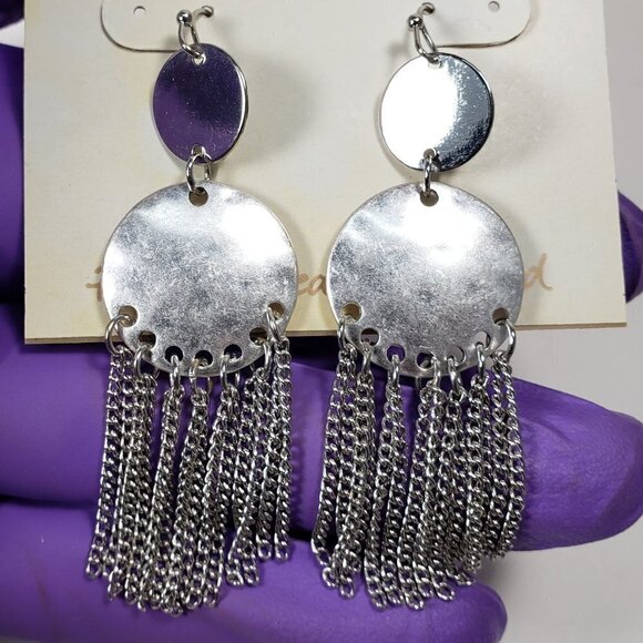 Erica Lyons Silver tone Hammered Round Disc Fringe Drop Dangle Earrings - Picture 2 of 5